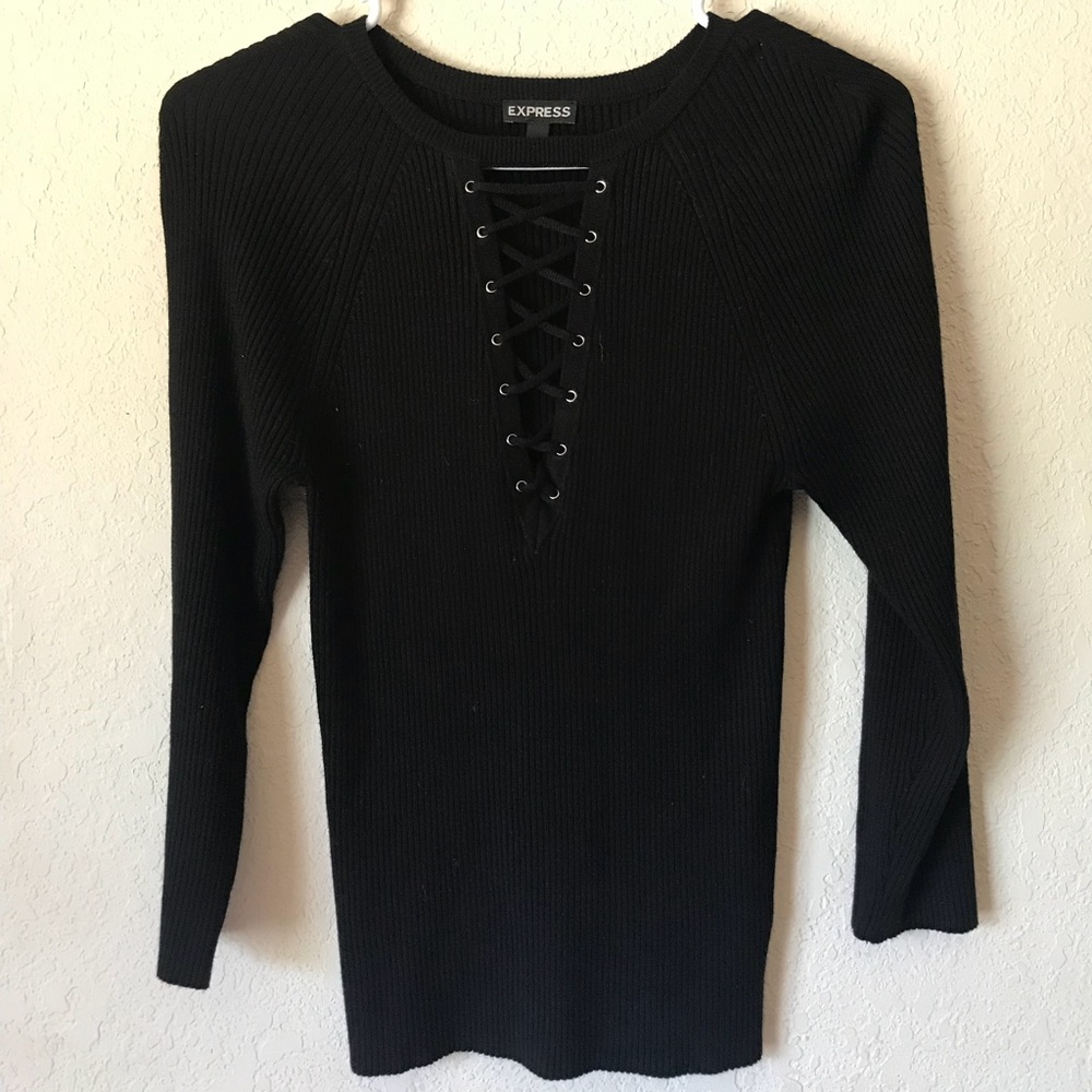 Express laceup top